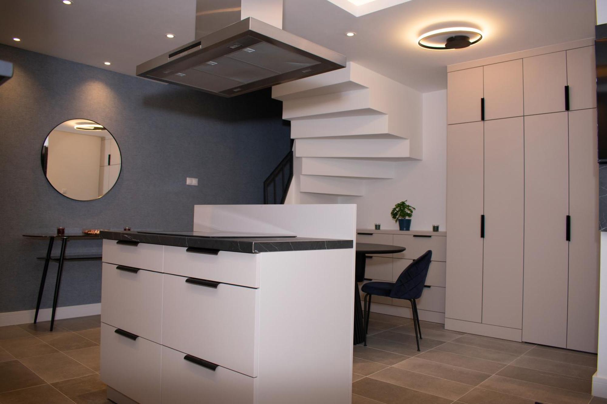 Luxury Cozy 2 Bdr Downtown Apt.4 Apartamento